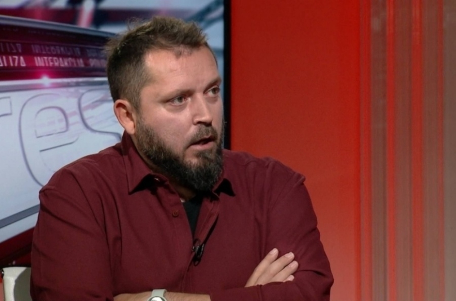 DRAGAN BURSAĆ: 'Crna Gora ćuti dok njeni građani ratuju za Putina i to je tako'