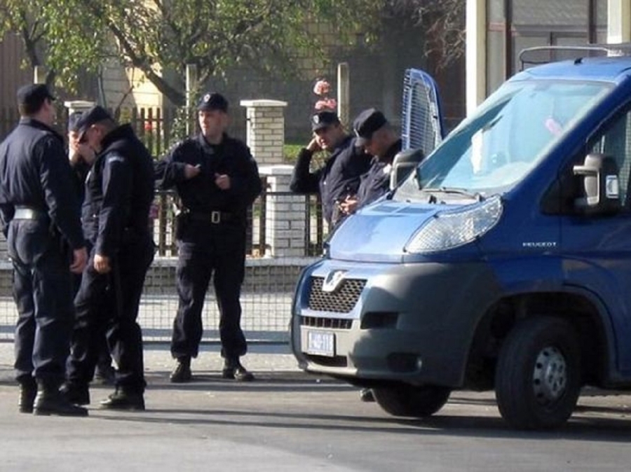 DETALJI POLICIJSKE AKCIJE U SRBIJI: Dvojica uhapšenih za planiranje nereda u Srbiji na dan izbora imaju hrvatske pasoše