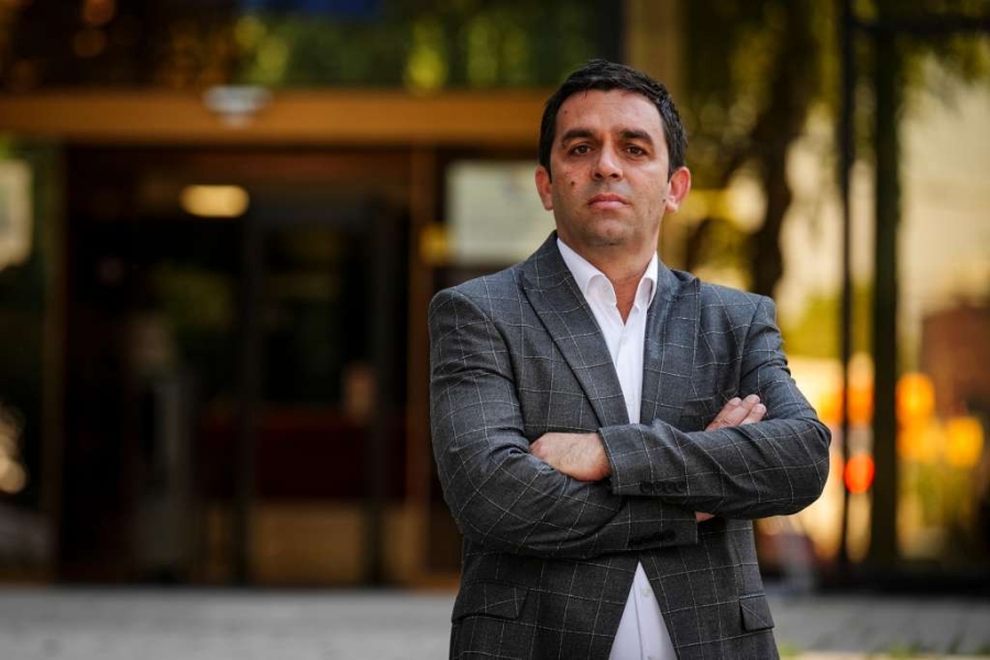DIREKTOR MC SARAJEVO PORUČIO: 'Protiv Alije Izetbegovića pred Haškim tribunalom nikada nije podignuta optužnica, a kamoli izrečena osuđujuća presuda'