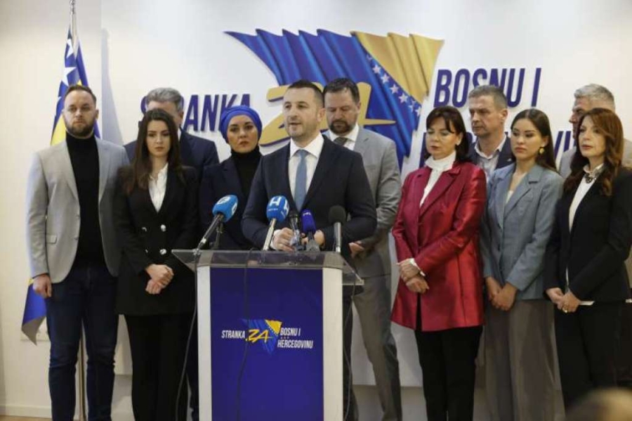 EFENDIĆ UPOZORIO ČLANOVE SVOJE STRANKE: U slučaju ostvarivanja saradnje s drugim političkim subjektima...