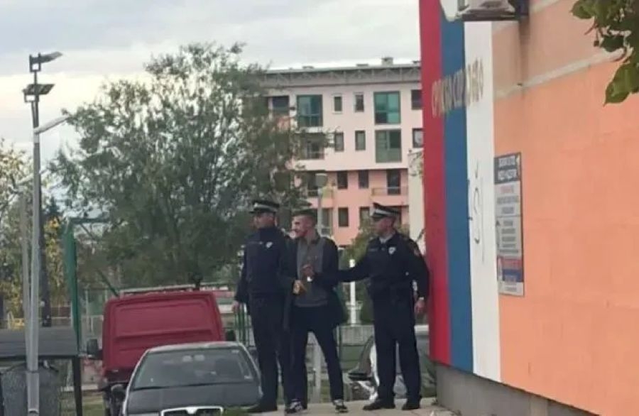 REKONSTRUKCIJA SLUČAJA: Osumnjičeni za oštećenje murala u Lukavici doveden na lice mjesta