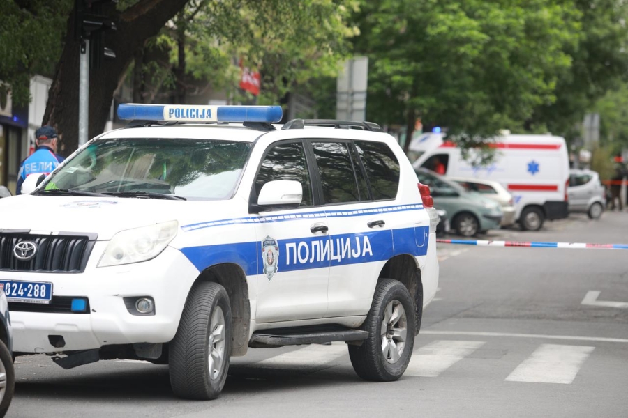 POLICIJA U 4 UJUTRO UPALA U KUĆU STUDENTU: Osumnjičen da je razotkrio više od 32.000 SNS botova