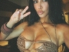 UŽIVA U ZALASKU SUNCA: Kim Kardashian na Filipinima pozirala u haljini od konopaca koja malo toga skriva