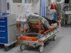 NASRNUO NA MEDICINSKU SESTRU, PA UDARAO TEHNIČARE: Teolog napravio haos na Hitnoj, morali ga savladavati do dolaska policije!