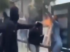 UZNEMIRUJUĆI SNIMAK IZ FRANCUSKE: Učenici divljali, žena ih pokušala zaustaviti, a oni joj zapalili lice (VIDEO)