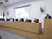 OBJAVLJENI PRVI PODACI: Banja Luka prednjači po izlaznosti među najvećim gradovima u BiH, u Sarajevu dosad glasalo manje od...