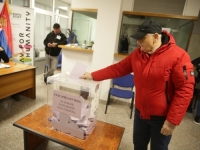 SRBIJA JE IZABRALA: Birališta su zatvorena u 20 sati, preliminarni rezultati stižu u...