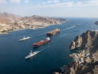DOGOVOR I PRIJETNJE: Iran i Oman usaglasili rute kroz Hormuz, a Garda istovremeno najavljuje zatvaranje novih pravaca