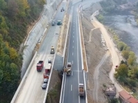 KORIDOR 5C DOBIJA NOVO LICE: Počelo asfaltiranje važne dionice autoceste u FBiH