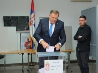 DODIK GLASAO U BANJALUCI: 'Stalo mi je do mirne i stabilne Srbije koja voli i poštuje RS' (VIDEO)
