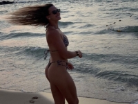 TANGA KUPAĆI, GUZA SIJEVA: Sabalenka žari i pali, objavila je nove vruće fotke sa odmora (FOTO)