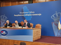 NASTAVLJENA VELIKA IZLAZNOST: Do 16 sati u Srbiji glasalo 56,6 odsto birača