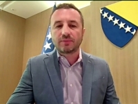 BURNO U OTVORENOM: Semir Efendić pred kamerama HRT o izmjenama Izbornog zakona BiH i postizbornim koalicijama...