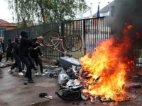 DRAMATIČNO U FRANCUSKOJ: Na protestu učenika više od 600 uhapšenih, stižu snimke s lica mjesta...