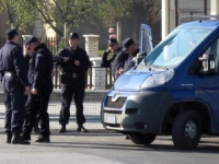DETALJI POLICIJSKE AKCIJE U SRBIJI: Dvojica uhapšenih za planiranje nereda u Srbiji na dan izbora imaju hrvatske pasoše