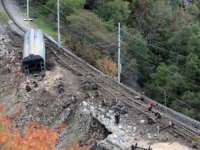 NOVI DETALJI ŽELJEZNIČKE NESREĆE KOD RIJEKE: Kako je 11 vagona završilo u provaliji?