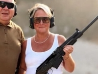 KĆERKA ŠEFICE TRUMPOVOG KABINETA BILA U RS: Pozirala sa puškom
