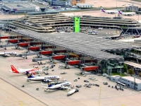 HAOS NA AERODROMU U NJEMAČKOJ: Zaustavljen 'upadljivo nervozni' muškarac, a kada su carinici otvorili kofer – uslijedio je šok...