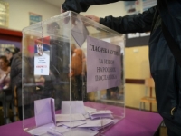 OGROMNA IZLAZNOST NA IZBORIMA U SRBIJI: Evo koliko je ljudi glasalo do 12 sati i koje regije prednjače