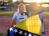 ZASTAVA U ZRAKU: Željka Šandrk osvojila zlatnu medalju u bacanju koplja, oborila državni rekord...