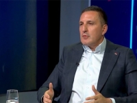 'IZVRŠILI STE GENOCID NAD PAMEĆU...': Brutalni komentari iz Srbije, nakon istupa Nedeljka Eleka...
