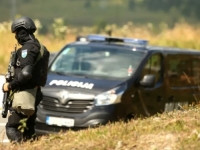 DETALJI POLICIJSKE AKCIJE U TUZLI I BRČKOM: Uhapšen vođa proruske grupe i članovi motociklističke bande, pokušali ubiti portira Vlade