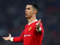 ISPLIVALE TAJNE IZ SVLAČIONICE MANCHESTER UNITEDA: Bivši trener iznio 'prljav veš' - Ronaldo je imao poseban zahtjev za saigrače