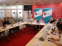 PRESUDA SAVJETA ZA ŠTAMPU: Informer, Republika i Politika prekršili Kodeks novinara Srbije