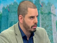 'BLOKIRAT ĆE ON I SUPRUGA AKO ONA NE ODE FRIZERU': Javnost ismijava nastup 'srpskog suverenista' na režimskoj televiziji (VIDEO)