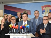HAOS U SDS-u NAKON TEŠKOG PORAZA: Na današnjoj sjednici mogao bi biti zatražen odlazak Blanuše
