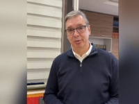 'VRATIĆU JE KADA BUDEM SIGURAN...' Vučić iz Predsjedništva odnio zastavu kojom se ogrnuo u UN-u