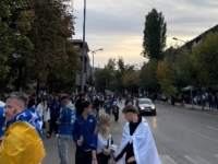 HILJADE NAVIJAČA NA ULICAMA ZENICE: Tribine Bilinog polja se pune pred dolazak Poljaka