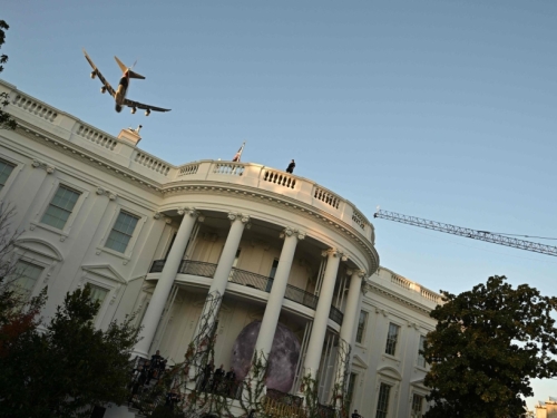 HAOS IZNAD WASHINGTONA ZA KOJI JE KRIV TRUMP: 'Spektakularno!' (VIDEO)