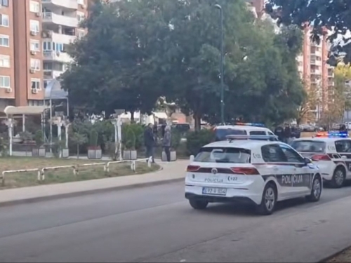 HAOS U SARAJEVU: Tri osobe se potukle, više policijskih ekipa na terenu