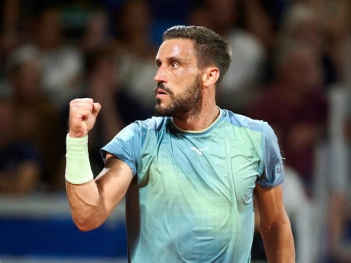 USPJEŠNO PRESKOČIO PRVU PREPREKU: Džumhur nakon velike borbe prošao u drugo kolo Challengera u Italiji