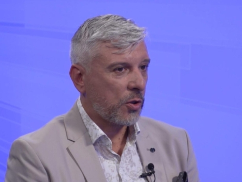 HRVOJE KLASIĆ U NEVJERICI: 'Draža Mihailović bi se okretao u grobu da je vidio šta neki studenti rade. Vučić? Rušenje će ići brže nego što mislimo...'