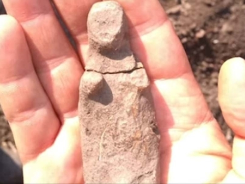 FASCINANTNO OTKRIĆE U SRCU BOSNE: Pronađena drevna figurica, a kada su otkrili o čemu se radi – uslijedio je novi šok...