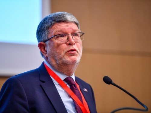 OGLASIO SE ČOVJEK KOJEG JE VUČIĆ GODINAMA NAPADAO: Tonino Picula komentirao rezultate izbora, Srbi mu pišu jednu riječ ispod objave