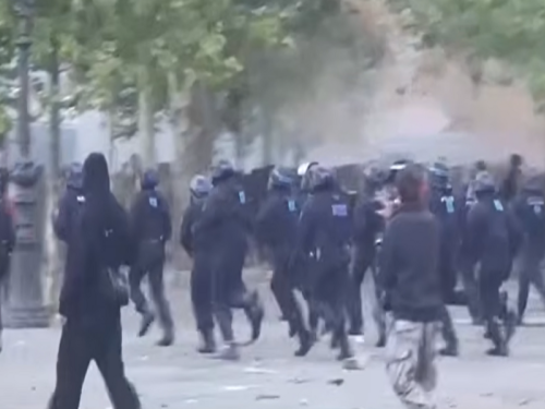 LEGENDA FRANCUSKE ZAGRMILA NAKON PROTESTA: 'Vratite se odakle ste došli, od***ite, više vas ne želimo!'