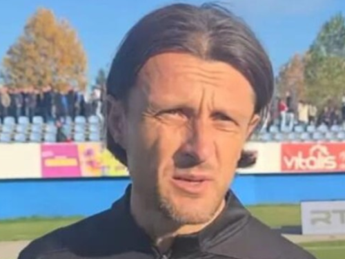 TRENER VELEŽA SE IZVINIO NAVIJAČIMA: 'Mene je sramota'