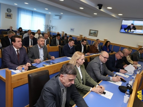 GORAŽDE PRVO ZAOKRUŽILO VLAST: SDA okupila deset stranaka i formirala dvotrećinsku većinu u BPK