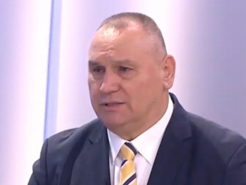 ŽUPLJANIN PRED KAMERAMA UZBURKAO JAVNOST: 'Milorad Dodik je i danas legalan, legitiman predsjednik Republike Srpske...'