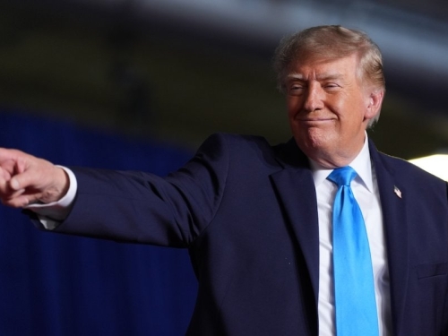 'NEKA UNIŠTE LOS ANGELES. NEKA UNIŠTE SAN DIEGO, MALA JE TO CIJENA ZA NAŠU POBJEDU': Donald Trump izazvao kritike, Bijela kuća ponudila objašnjenje
